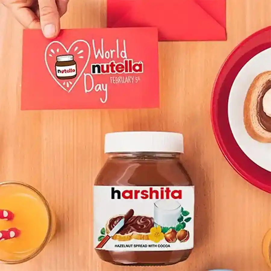 Personalized Nutella jar featuring a custom name and 180g of creamy chocolate spread.