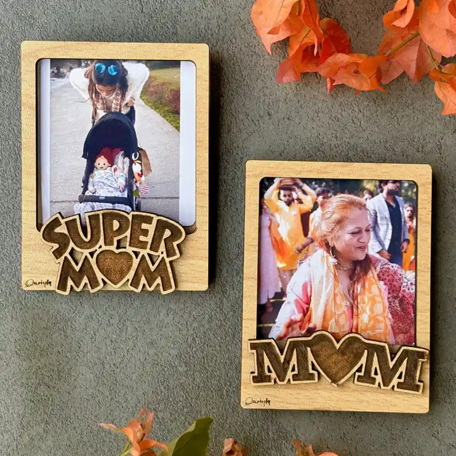 Classic Personalized Super Mom Polaroid Duo featuring engraved wooden plaques for cherished memories.