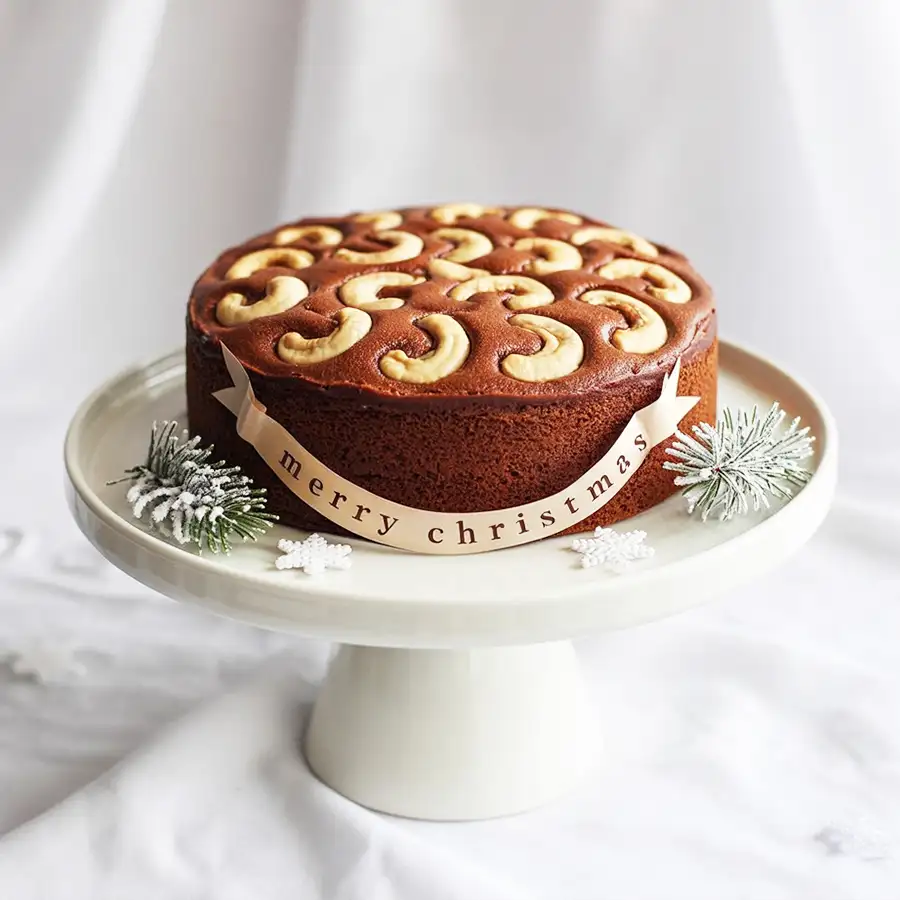 1 lb Dry Plum Cake, a festive treat perfect for Christmas celebrations.