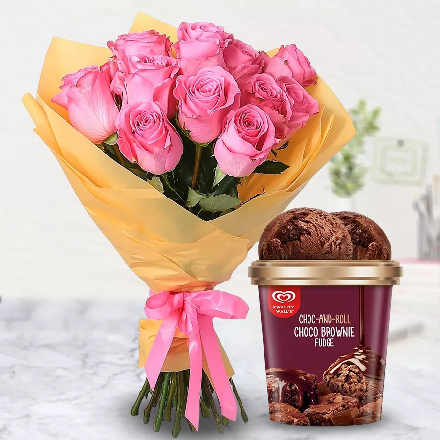 Lovely pink rose bouquet with Choco Brownie Fudge ice cream from Kwality Walls.