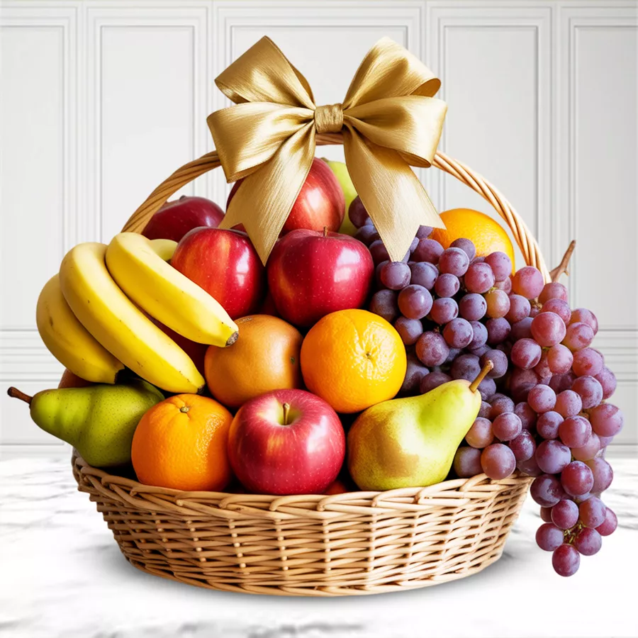 Exclusive 3 kg basket of fresh fruits for Mother's Day.