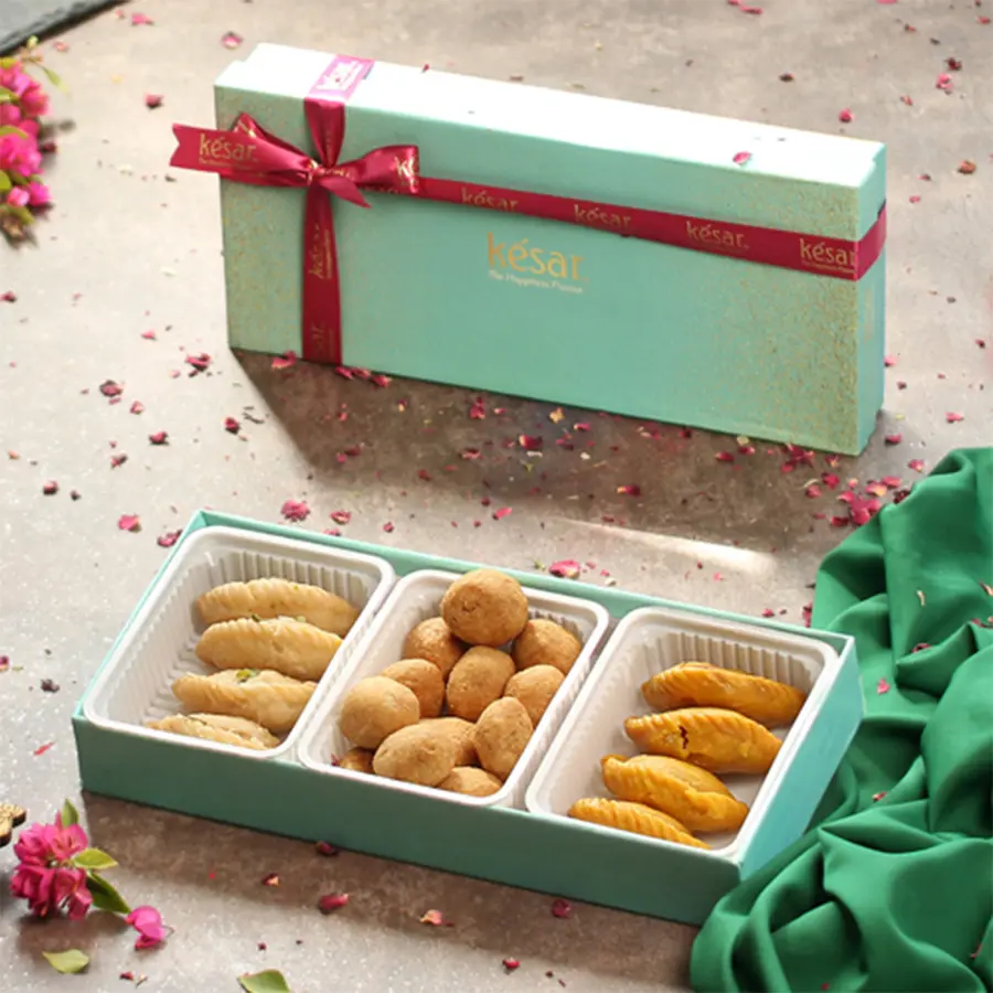 Tasty Gujiya and Mini Kachori Combo in an elegant gift box with a Holi Greetings Card