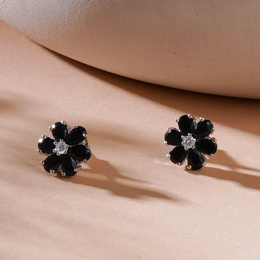 Graceful Petal Design Earrings