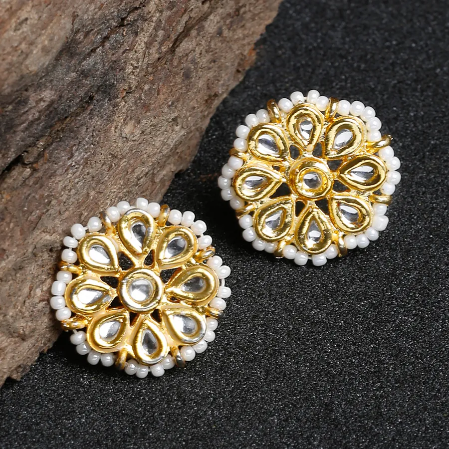 Classic Kundan Studs