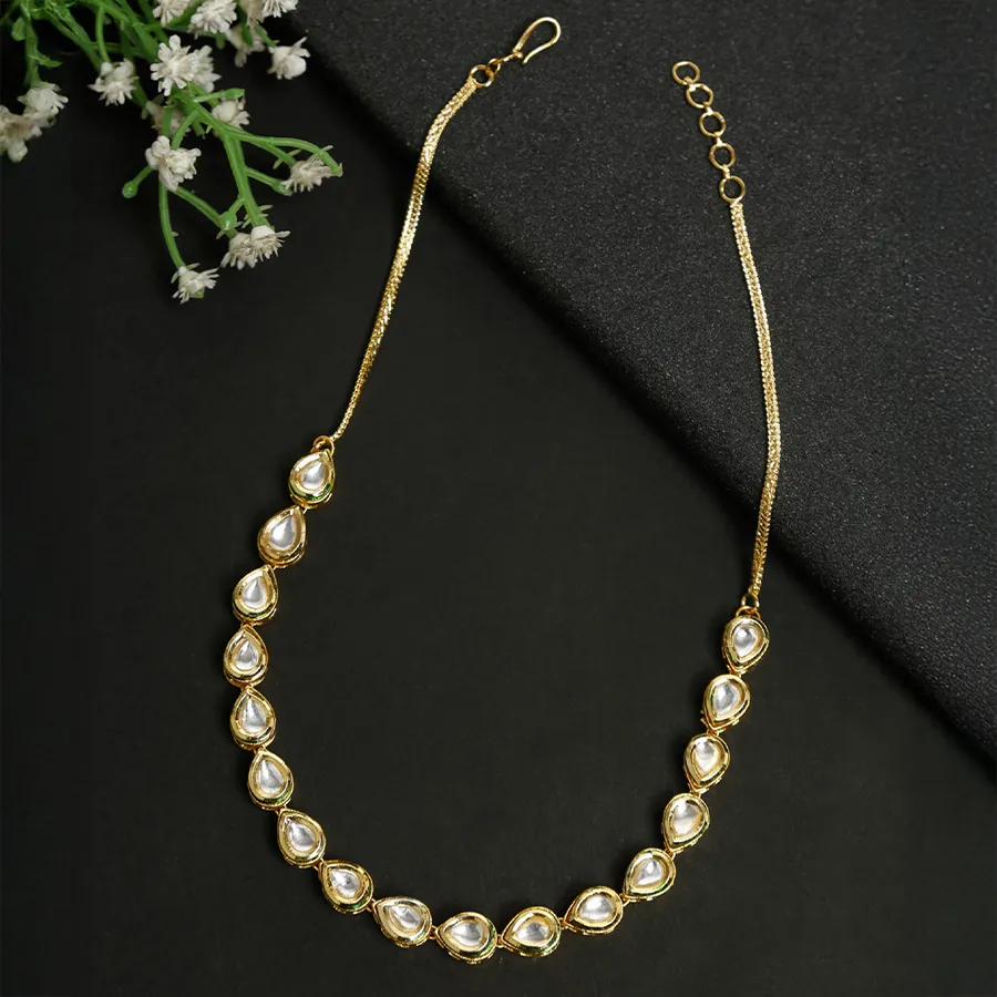 Luxe Kundan Neckpiece