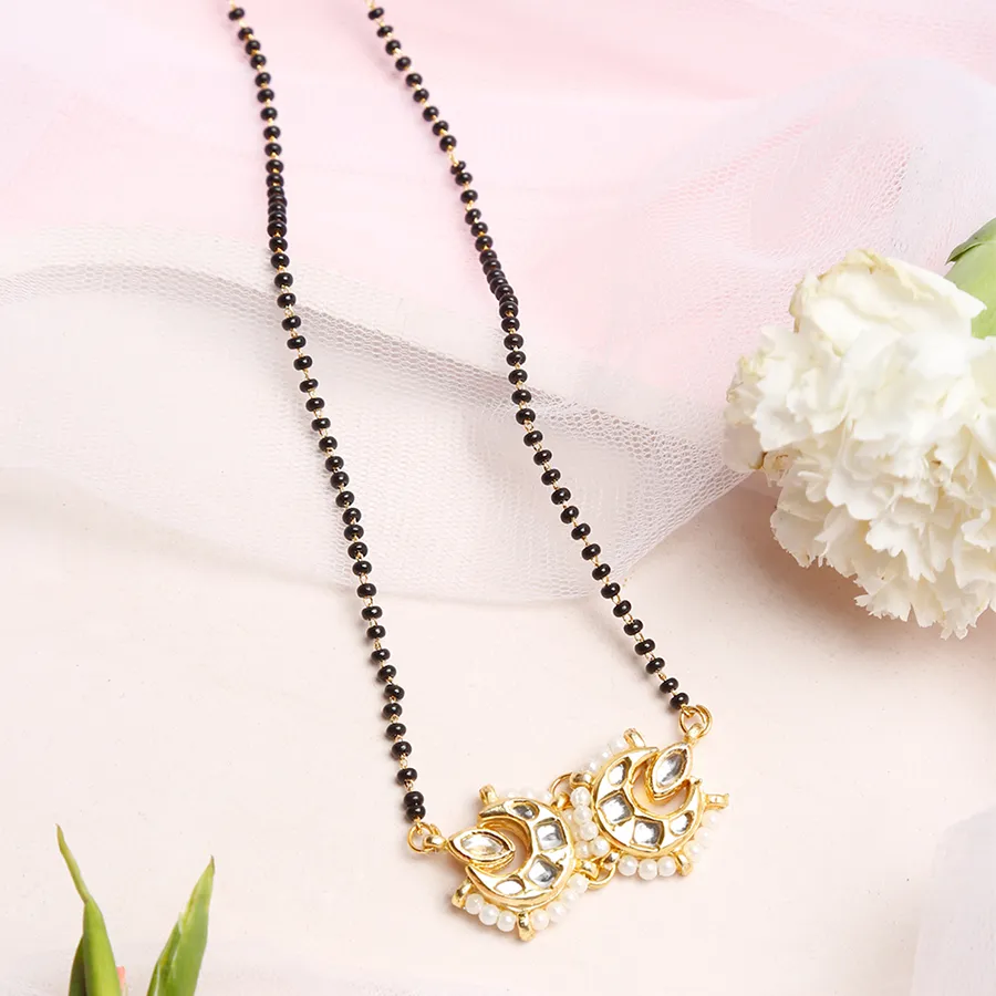 Traditional Kundan Mangalsutra