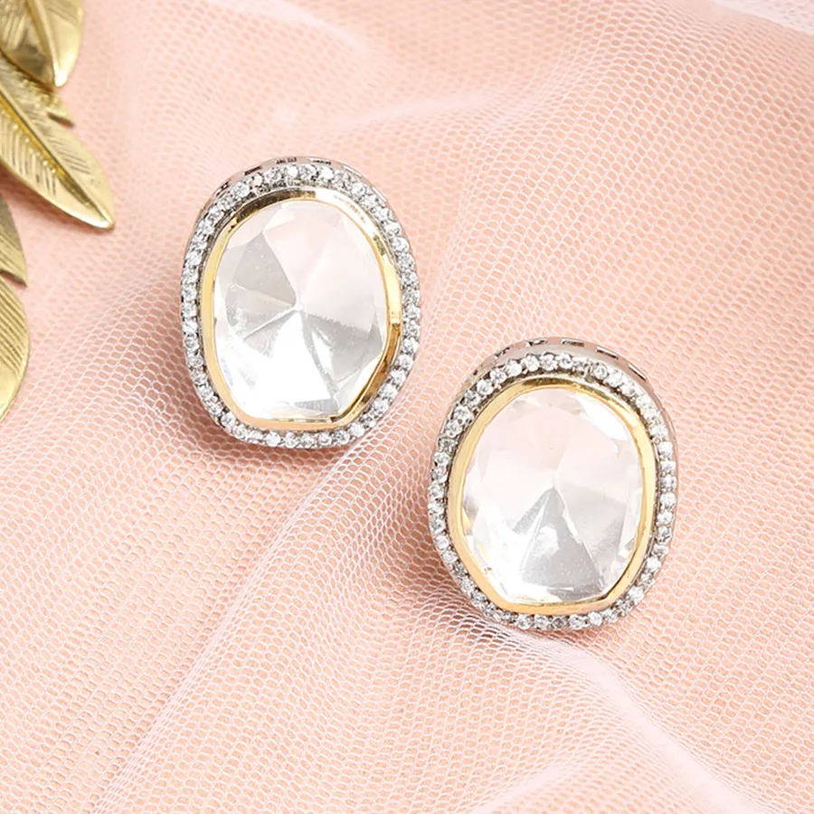 Classic Kundan Studs