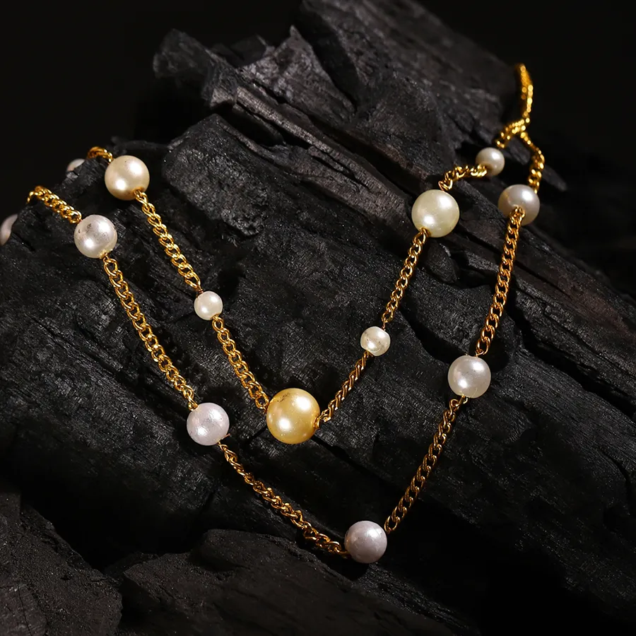 Sophisticated White Gold Jewelry Gift