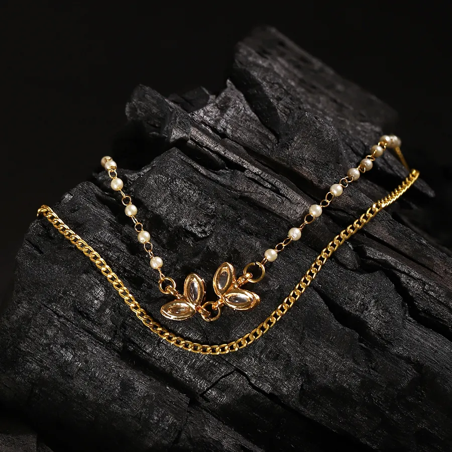 Everyday Chic Kundan Accessory