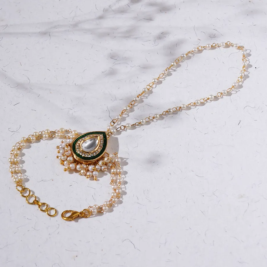 Timeless Kundan Hand Adornment