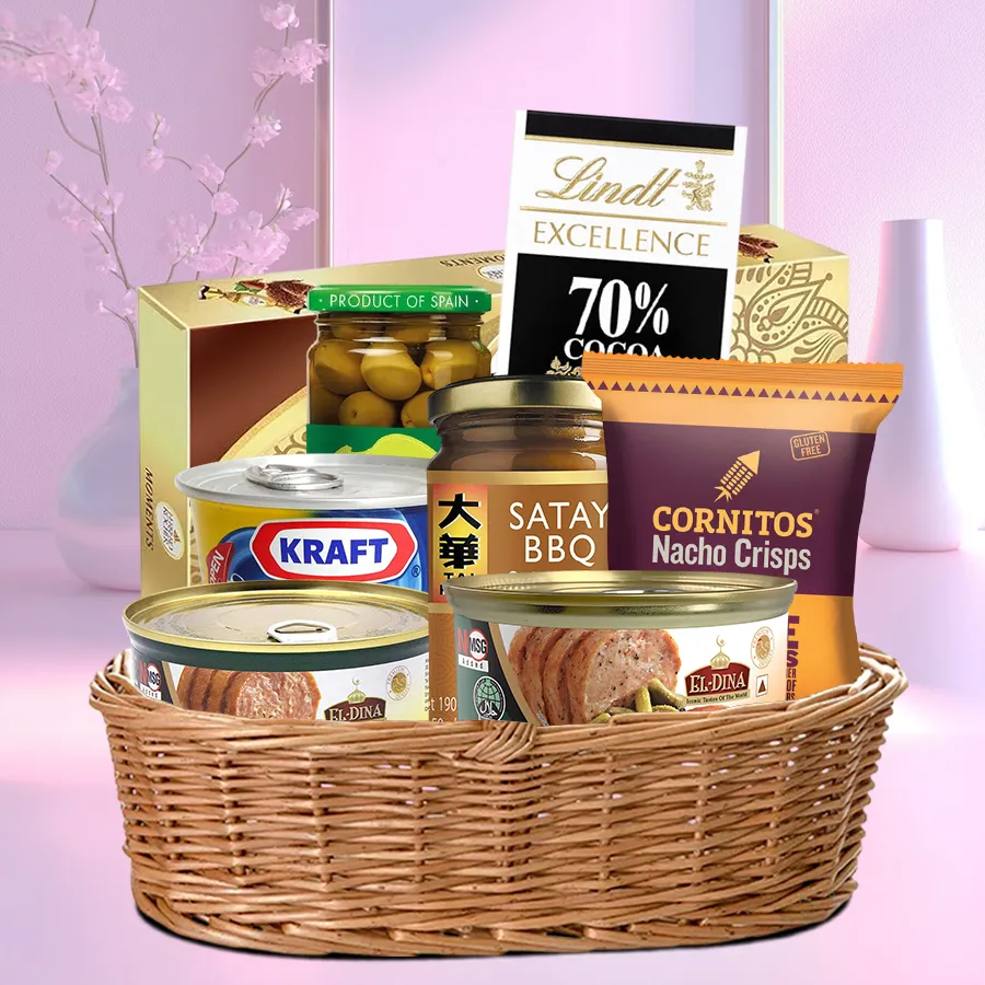 Appetizing Frozen Chicken Meat Loaf with Assortment Treat Combo
