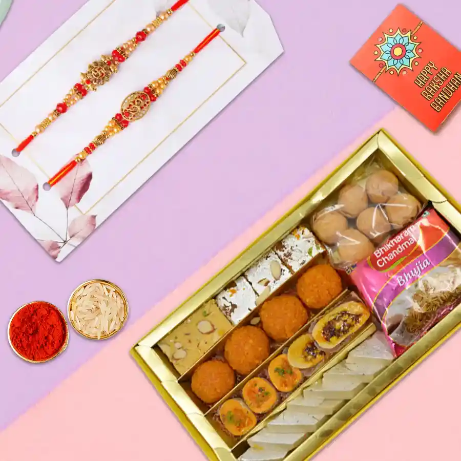 Sweet Embraces N Auspicious Rakhi