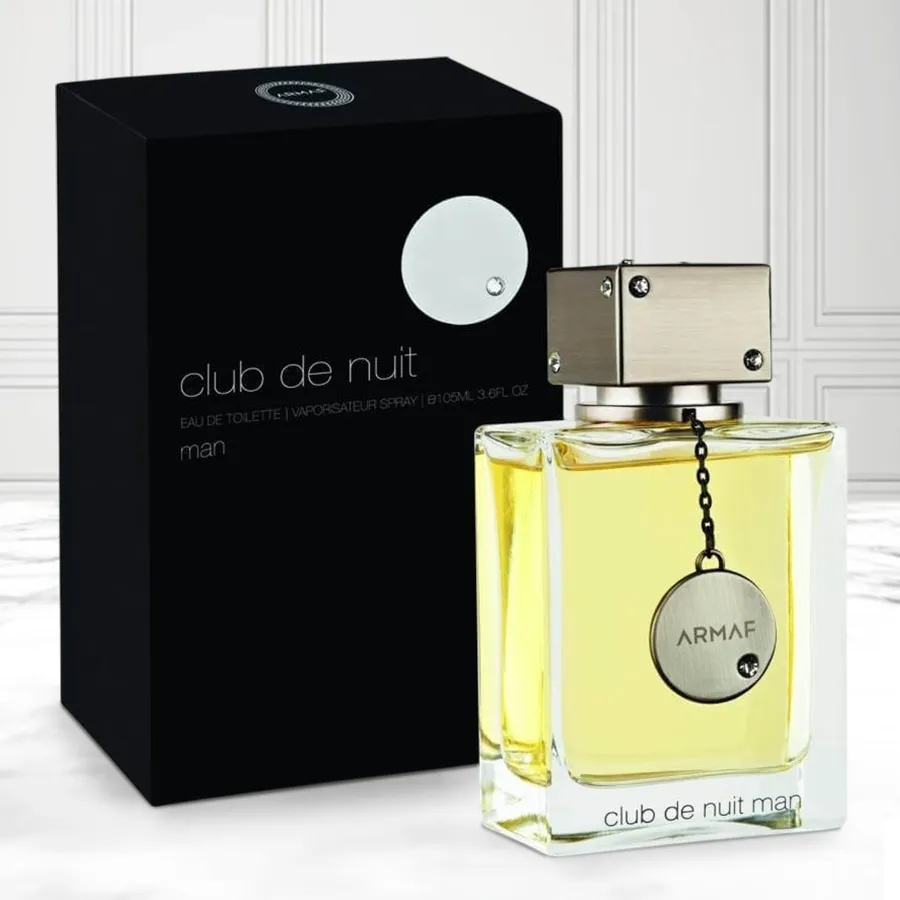 Bottle of Armaf Club De Nuit for Men, a seductive fragrance for gifting.