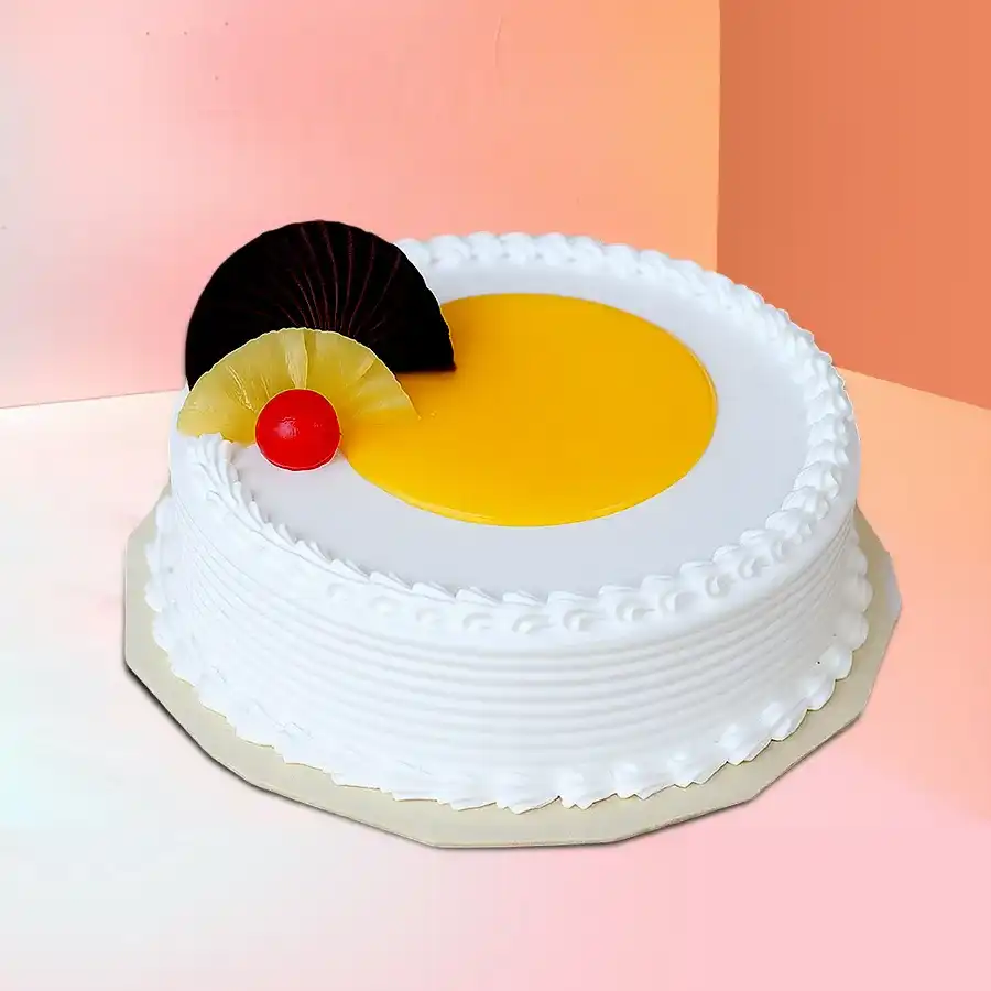 Eggless pineapple cake of 500g, featuring a moist and fluffy texture.