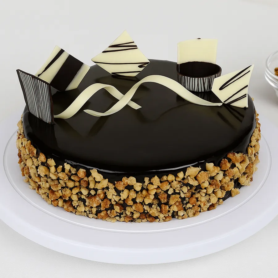 A 1/2 kg Choco Walnut Delight Cake, showcasing rich chocolate and crunchy walnuts, ideal for gifting.