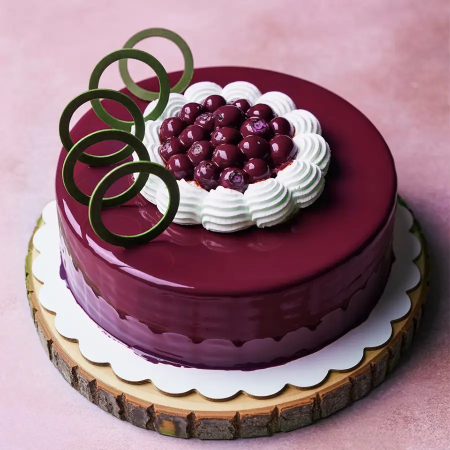 A 2.2lb luscious blueberry flavor cake, perfect for celebrations and gifting.