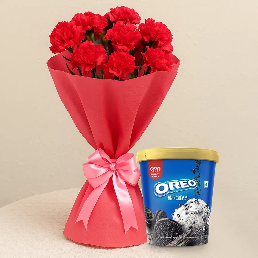 Aromatic red carnations bouquet with Oreo ice cream for Mother's Day.