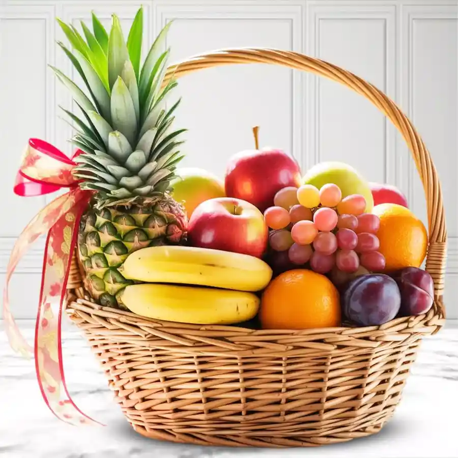 A vibrant 5 kg Mother’s Day fruit basket filled with fresh, handpicked fruits, perfect for showing love and appreciation.