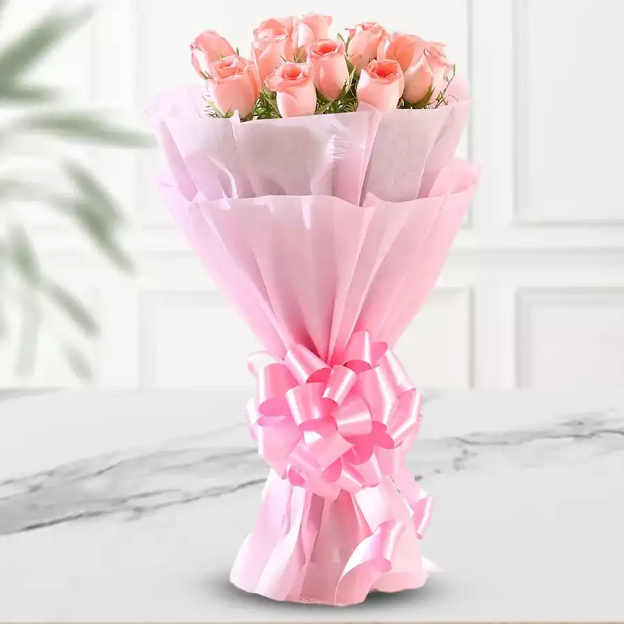 Bunch of 12 Dutch pink roses for Mother's Day gift.