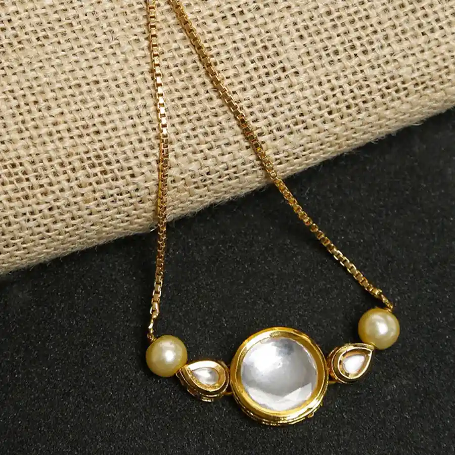 Pretty Pearl Kundan Bracelet