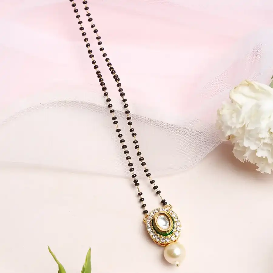 Classic Kundan Mangalsutra
