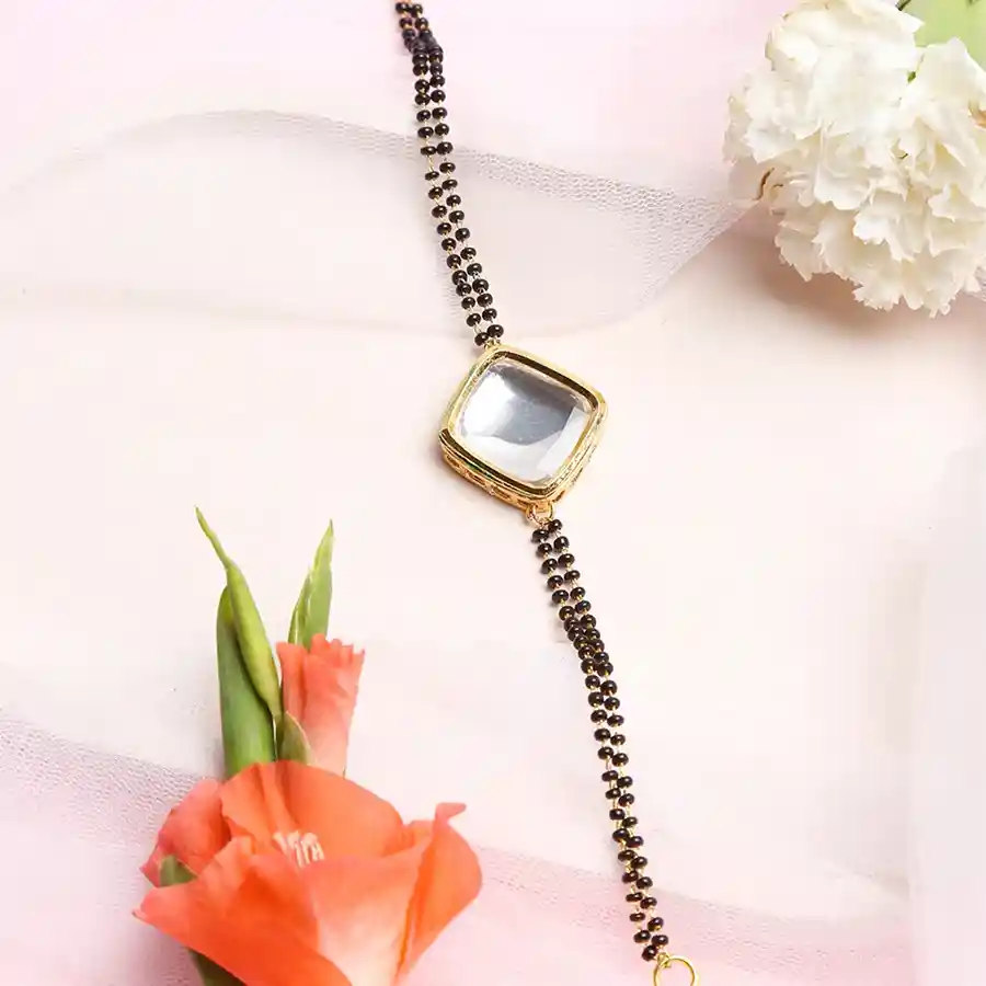 Charming Kundan Mangalsutra