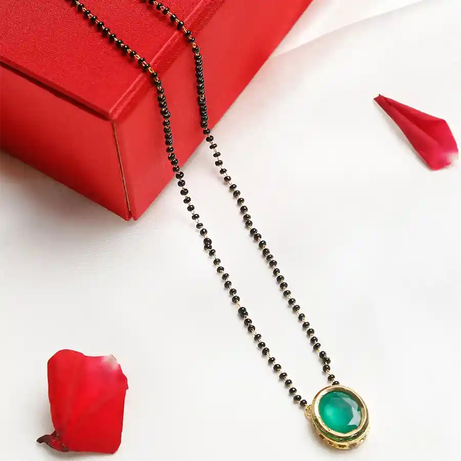 Traditional Kundan Mangalsutra