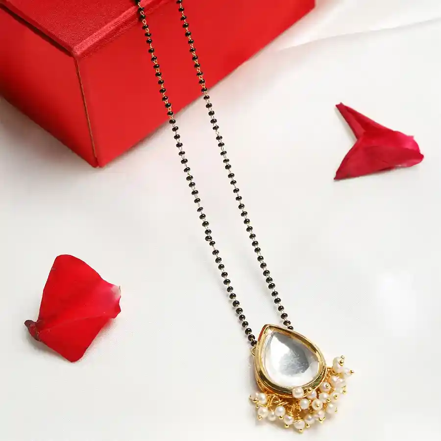 Timeless Kundan Mangalsutra