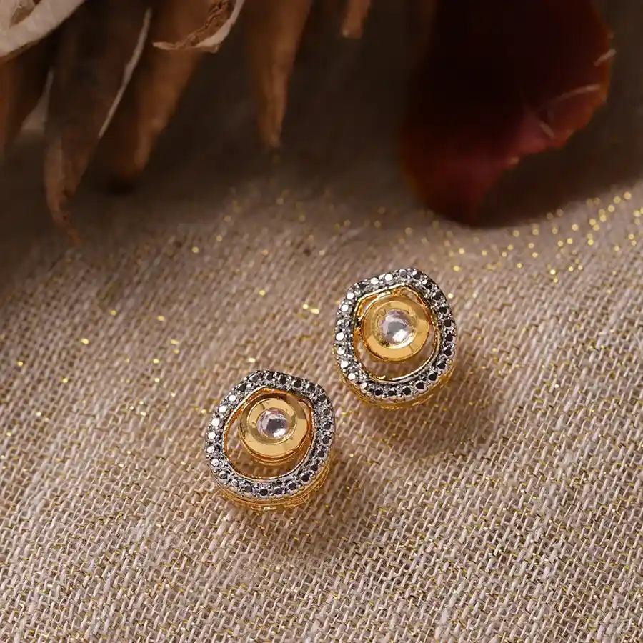 Classic Kundan Studs