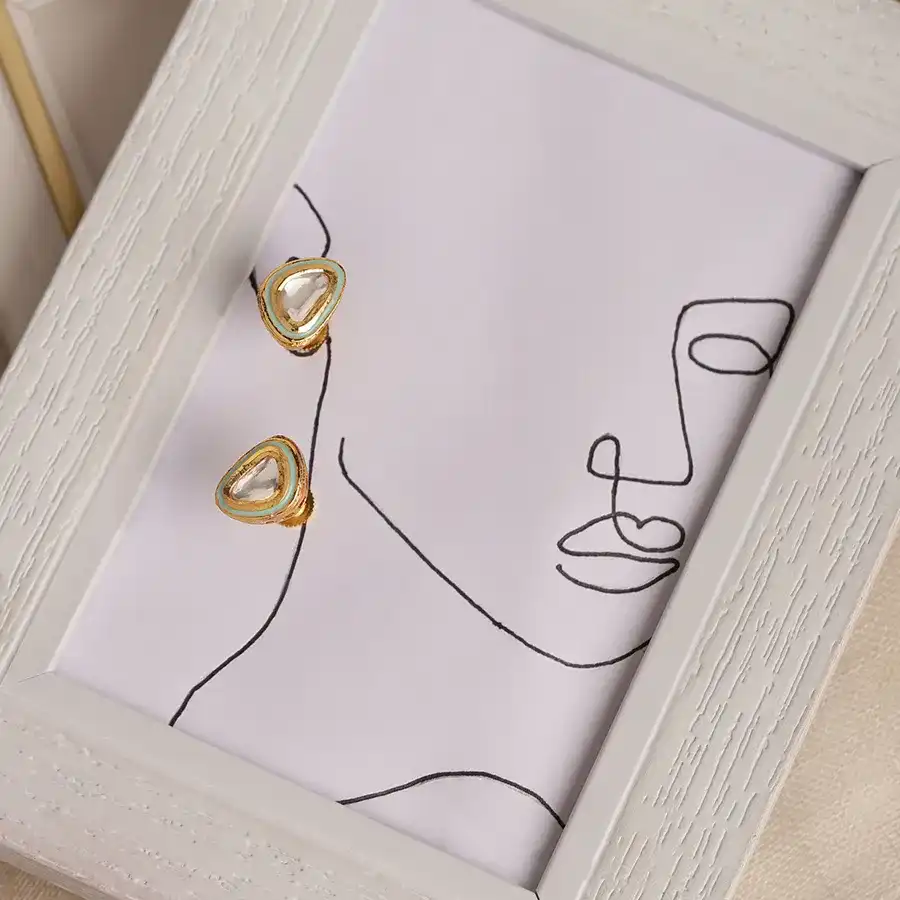 Shimmering Kundan Studs