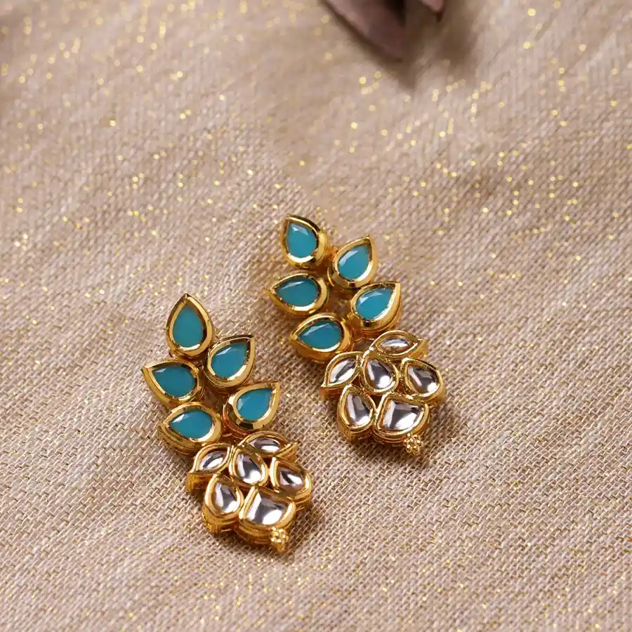 Chic Kundan Sparkle Studs