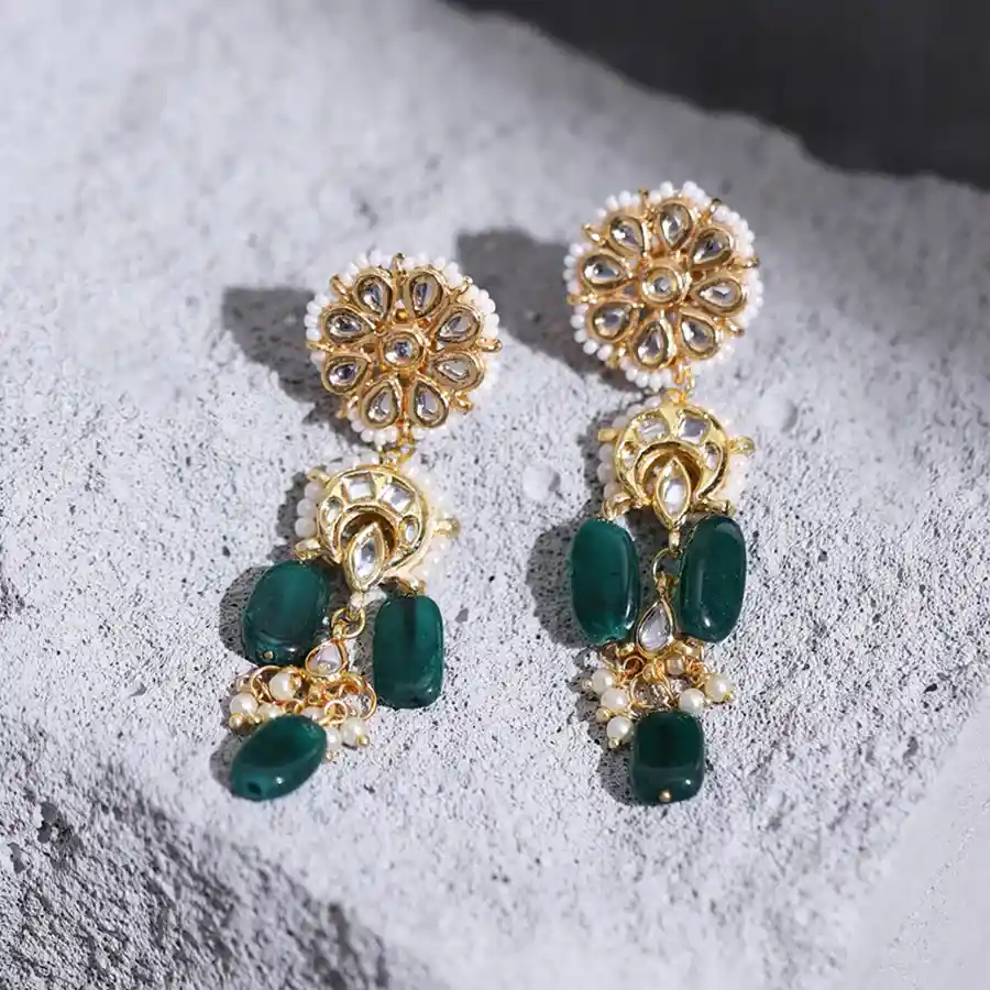Subtle Kundan Chic Earrings