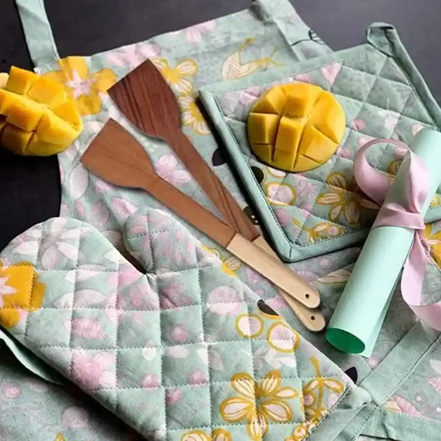 Impressive Set of Oven Mitten Holder N Apron with Wooden Cooking Spatula