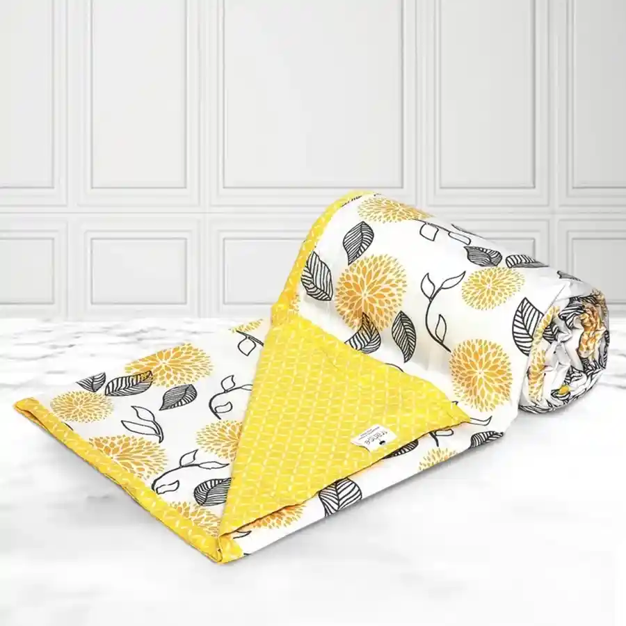 Beautiful Double Bed Size Reversible Dohar for Mothers Day