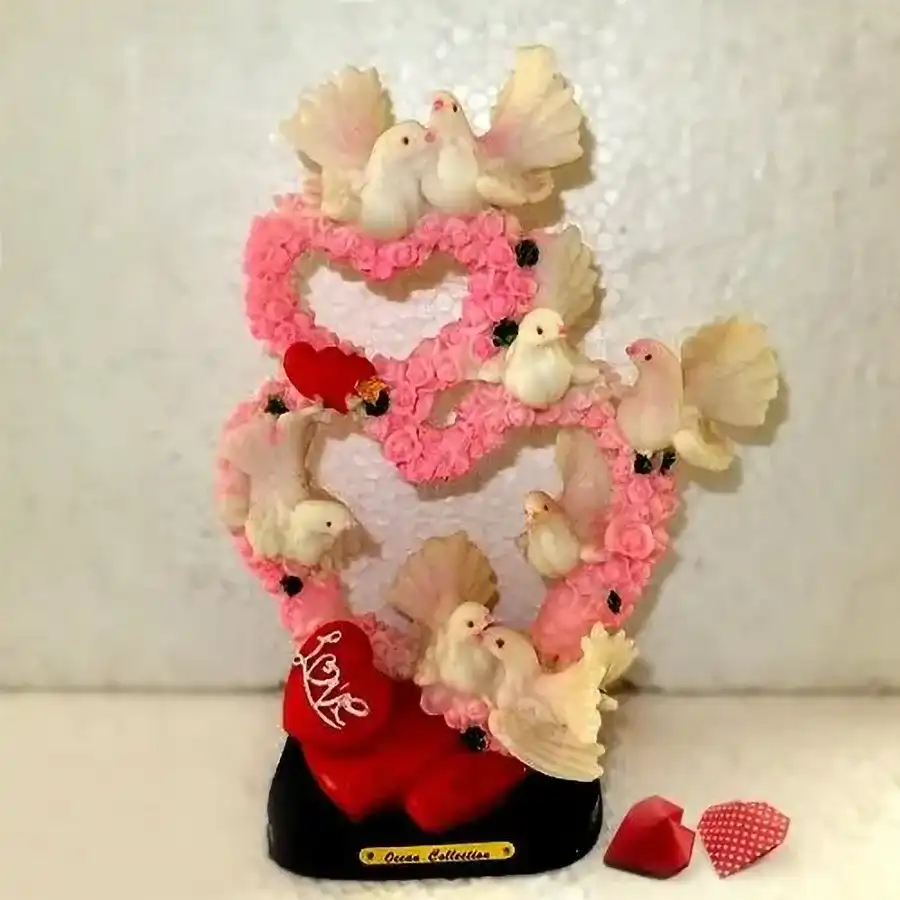 Tantalizing Love Hearts with Love Birds Set