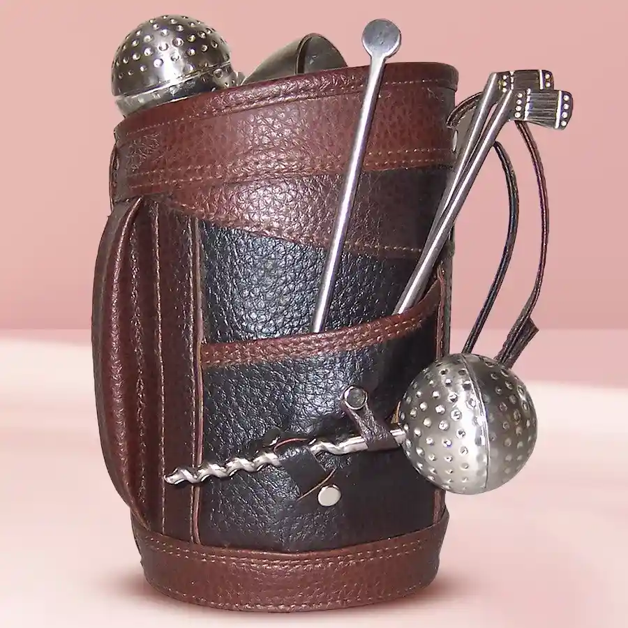 Rocking Stainless Steel Golf Bar Set with Leatherette Bag, featuring 7 bar tools and a stylish carrying bag.
