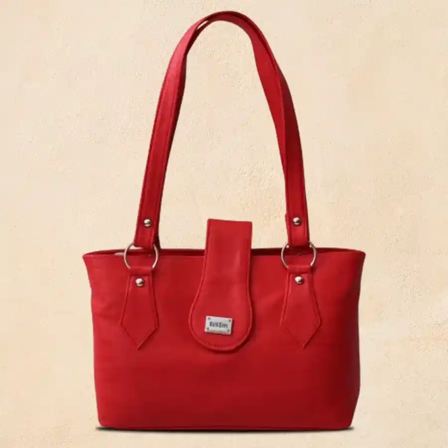 Chic red shoulder bag for women by Richborn, made of PU leather. Perfect for casual outings and adding a vibrant touch to any outfit.